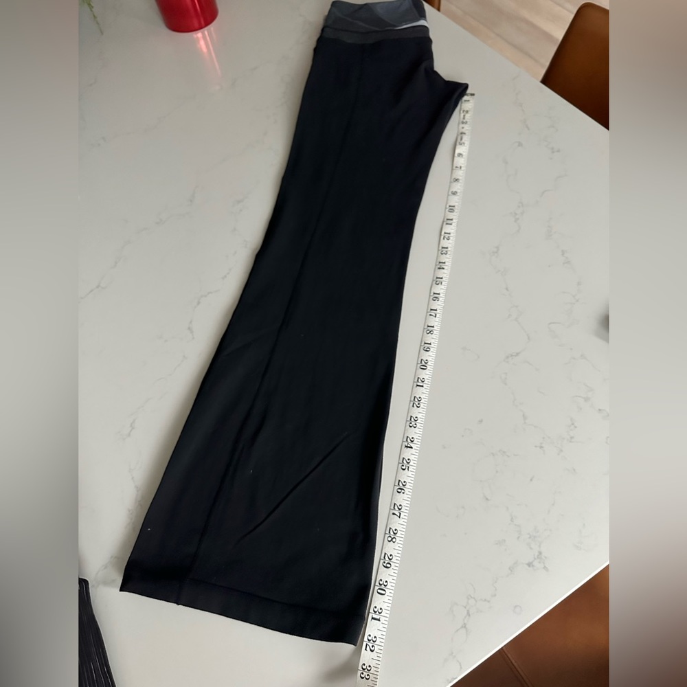 OLD SCHOOL LULULEMON Grove pants Size 8 - Picture 7 of 7